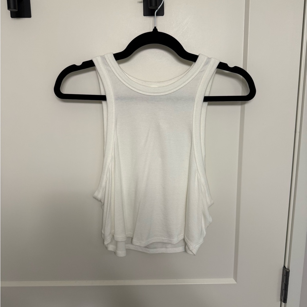 Lululemon White Sleeveless Women's Crop Tank